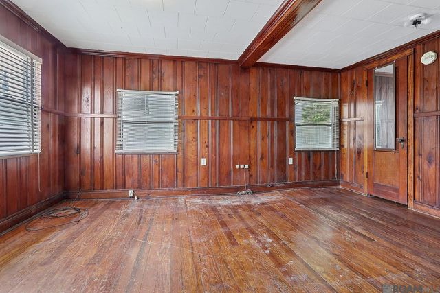 235 N Jefferson Ave, Port Allen, LA 70767