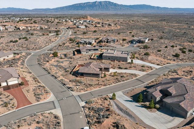 5572 Barranca Overlook Court NE, Rio Rancho, NM 87144