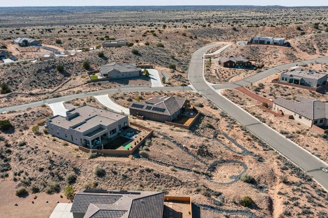 5572 Barranca Overlook Court NE, Rio Rancho, NM 87144