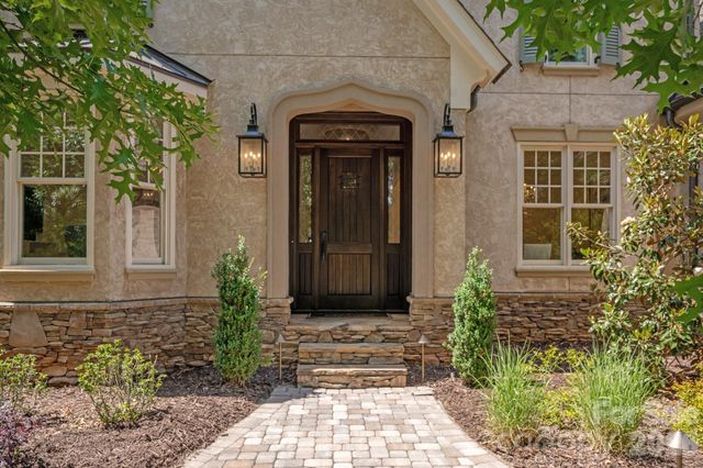 406 Creeping Cedar Court, Waxhaw, NC 28173