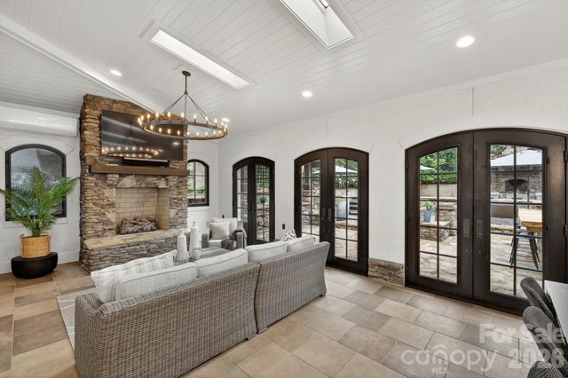 406 Creeping Cedar Court, Waxhaw, NC 28173