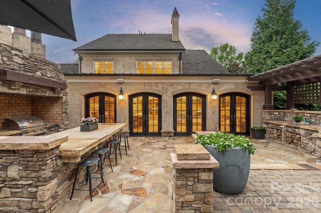 406 Creeping Cedar Court, Waxhaw, NC 28173