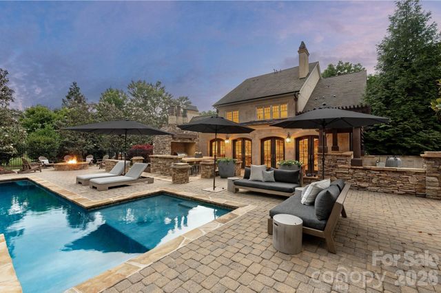 406 Creeping Cedar Court, Waxhaw, NC 28173