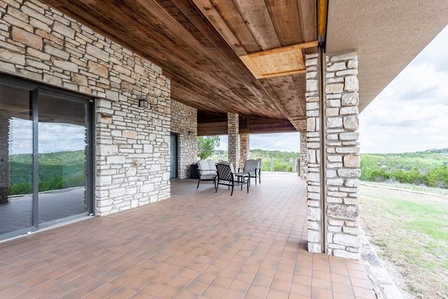 4481 S Medina Hwy, Kerrville, TX 78028