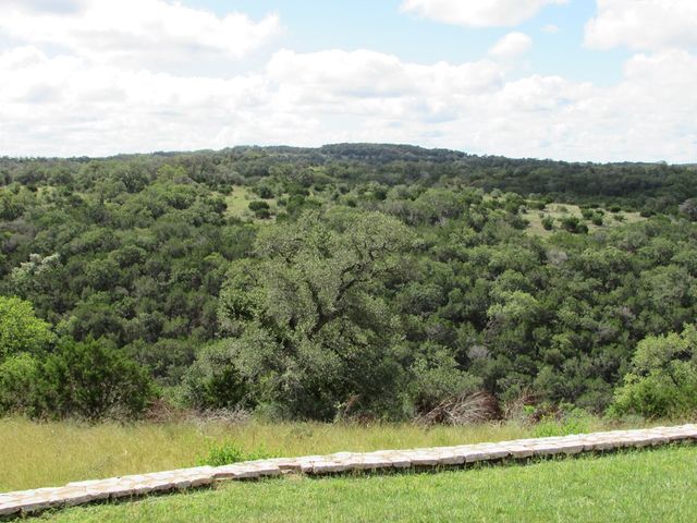 4481 S Medina Hwy, Kerrville, TX 78028