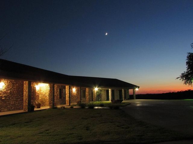 4481 S Medina Hwy, Kerrville, TX 78028