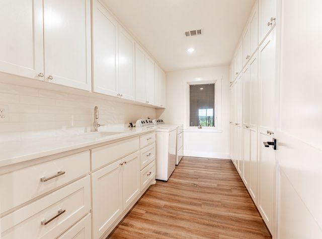 4481 S Medina Hwy, Kerrville, TX 78028