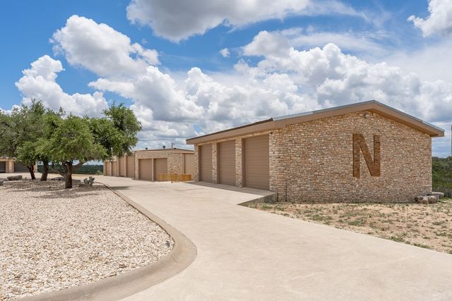 4481 S Medina Hwy, Kerrville, TX 78028