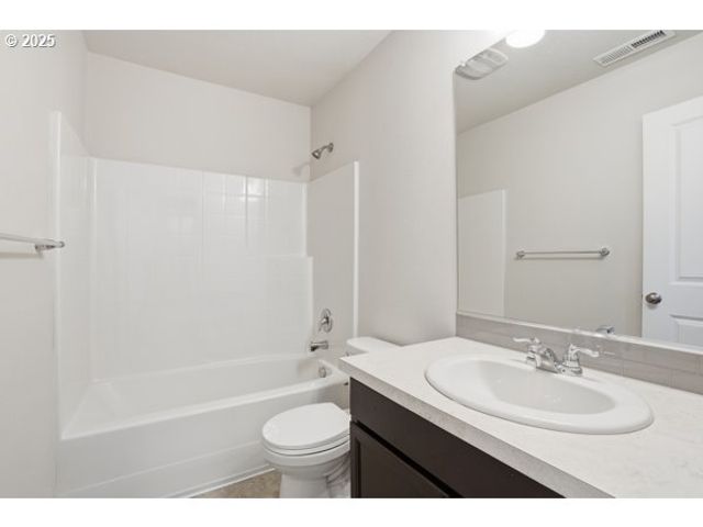 2125 Se 18TH Aly, Gresham, OR 97080