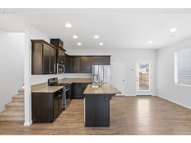 2125 Se 18TH Aly, Gresham, OR 97080