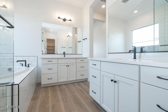 1244 E PRESCOTT Street, Gilbert, AZ 85298