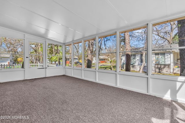 13 Michigan Avenue, Whiting, NJ 08759