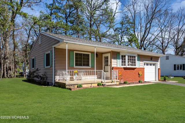 13 Michigan Avenue, Whiting, NJ 08759