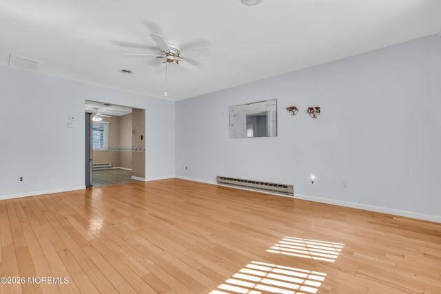 13 Michigan Avenue, Whiting, NJ 08759