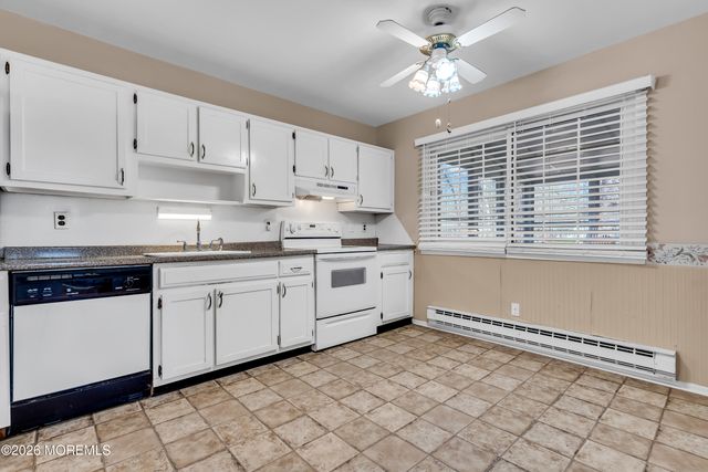 13 Michigan Avenue, Whiting, NJ 08759