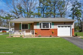 13 Michigan Avenue, Whiting, NJ 08759