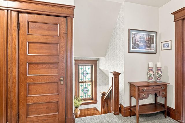 349 Albany Avenue, Kingston, NY 12401