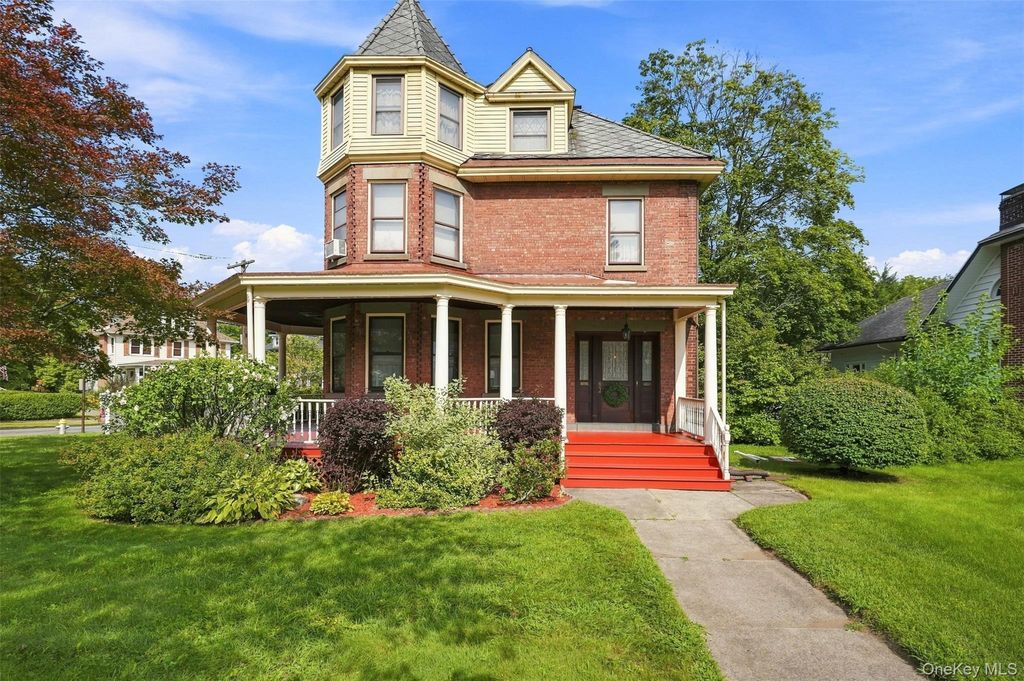 349 Albany Avenue, Kingston, NY 12401