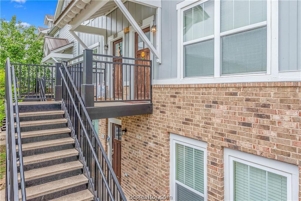 1725 Harvey Mitchell Parkway S 1630, College Station, TX 77840