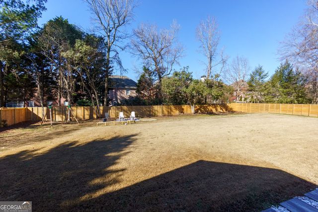 7330 Hunters Branch Drive NE, Atlanta, GA 30328