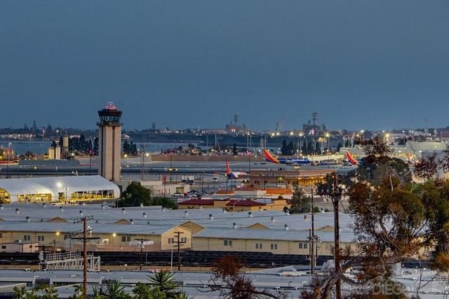 2078 San Diego, San Diego, CA 92110
