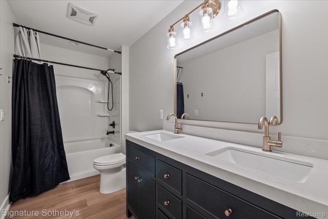 4286 Center Road, Deerfield Township, MI 48451