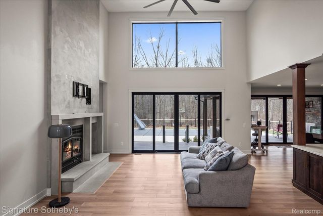 4286 Center Road, Deerfield Township, MI 48451