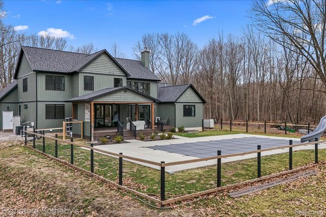 4286 Center Road, Deerfield Township, MI 48451