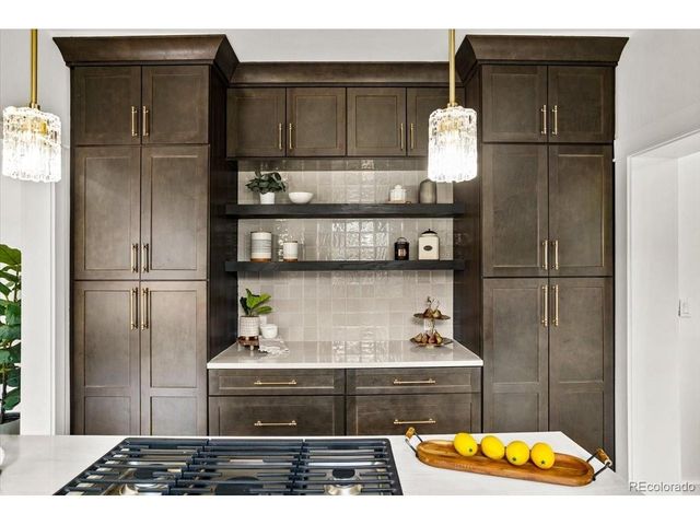 2828 Birch St, Denver, CO 80207