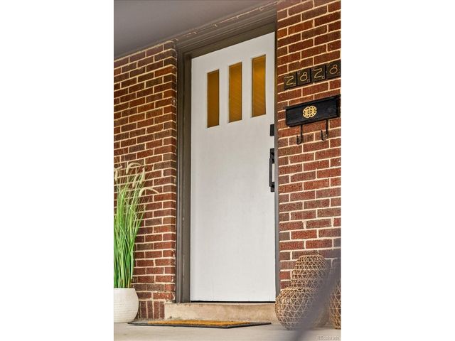 2828 Birch St, Denver, CO 80207