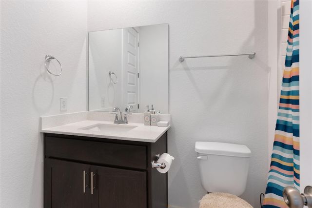 316 Amista DR, Liberty Hill, TX 78642