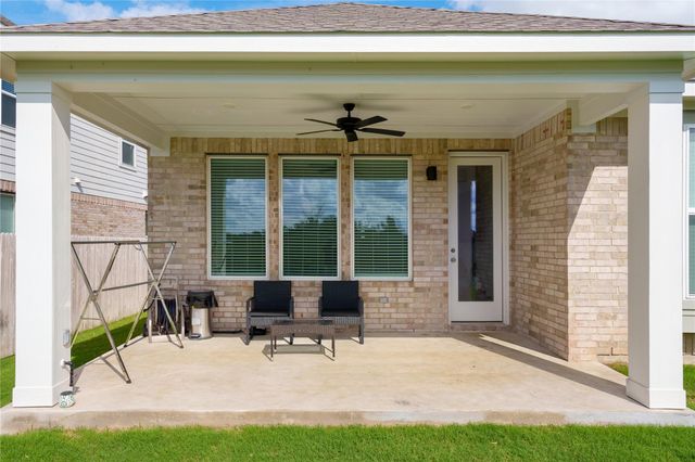 316 Amista DR, Liberty Hill, TX 78642
