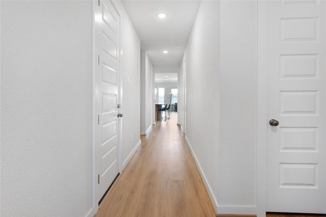 316 Amista DR, Liberty Hill, TX 78642