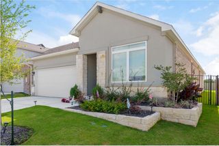 316 Amista DR, Liberty Hill, TX 78642