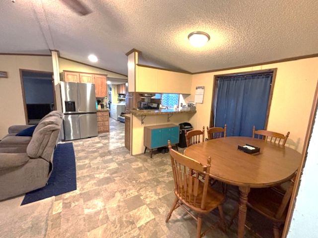 1300 Hamilton Street S, Salem, IL 62881