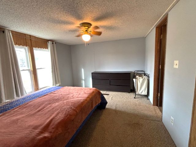 1300 Hamilton Street S, Salem, IL 62881