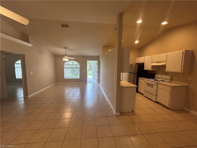 4537 SW 10th AVE, Cape Coral, FL 33914