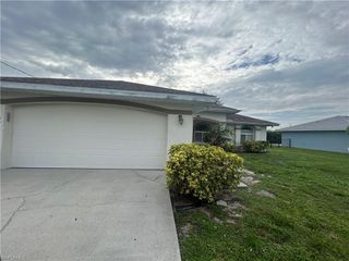 4537 SW 10th AVE, Cape Coral, FL 33914