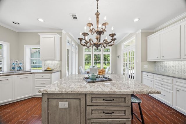 9500 Live Oak Court, Manvel, TX 77578