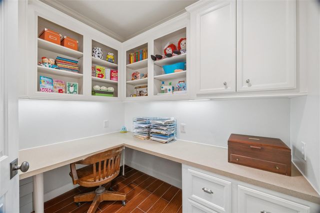 9500 Live Oak Court, Manvel, TX 77578