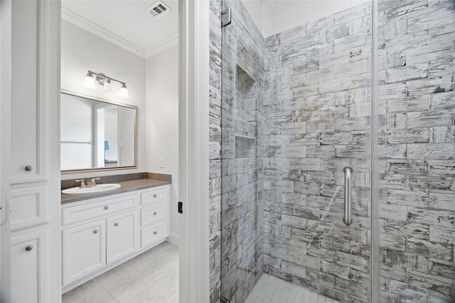 9500 Live Oak Court, Manvel, TX 77578