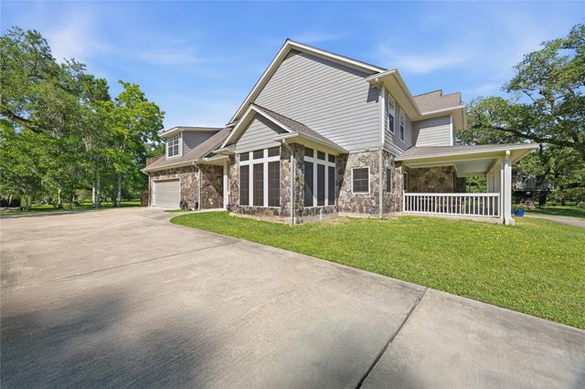 9500 Live Oak Court, Manvel, TX 77578