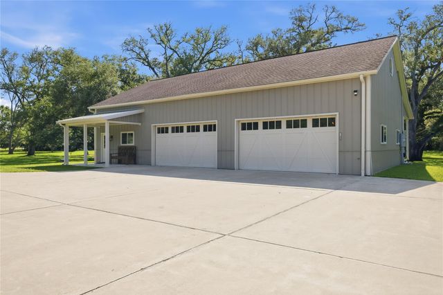 9500 Live Oak Court, Manvel, TX 77578