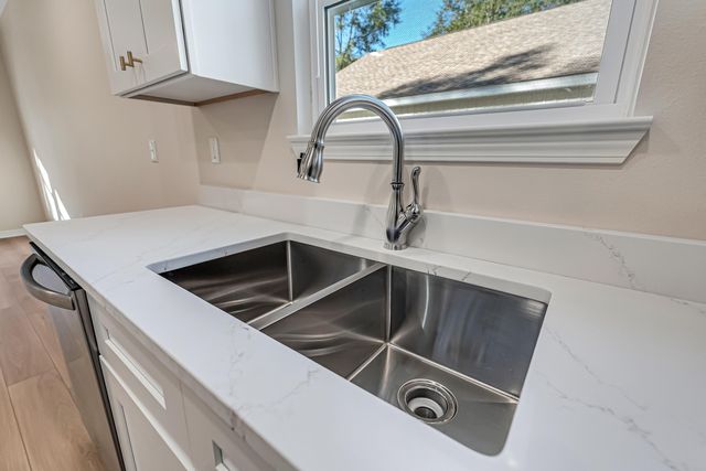 3802 Golden Acres Circle, Crestview, FL 32539