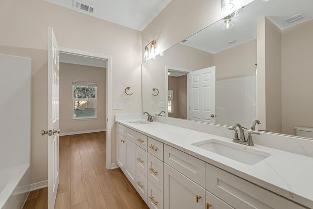 3802 Golden Acres Circle, Crestview, FL 32539