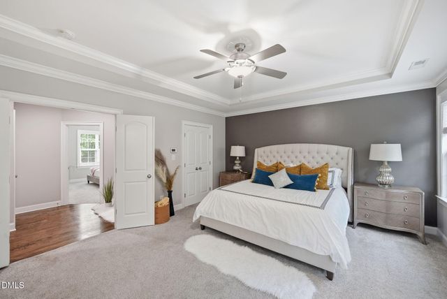 917 Cambridge Hall Loop, Apex, NC 27539
