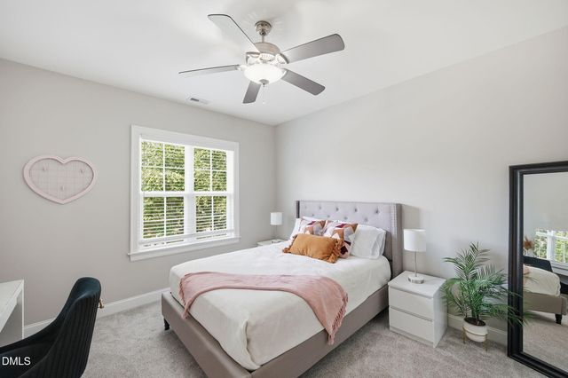 917 Cambridge Hall Loop, Apex, NC 27539