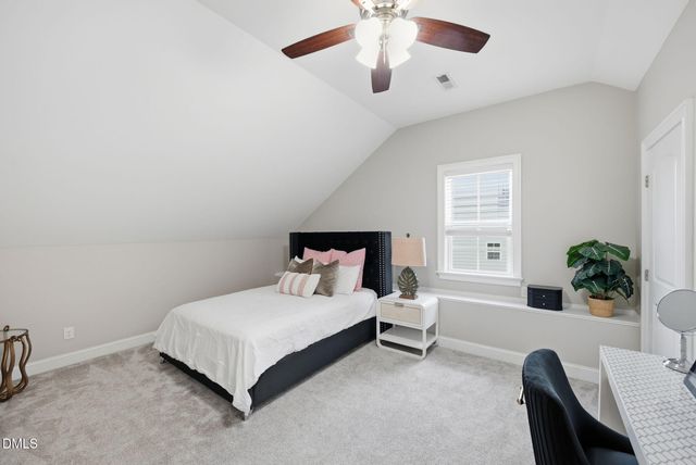 917 Cambridge Hall Loop, Apex, NC 27539