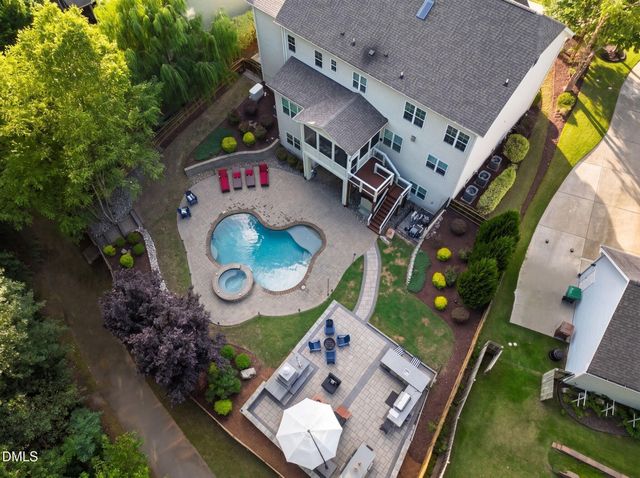 917 Cambridge Hall Loop, Apex, NC 27539