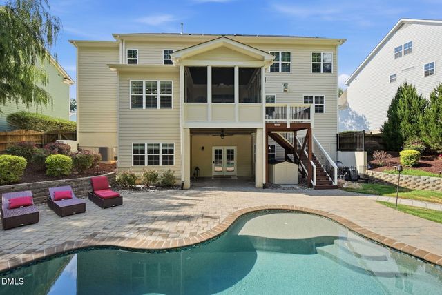 917 Cambridge Hall Loop, Apex, NC 27539